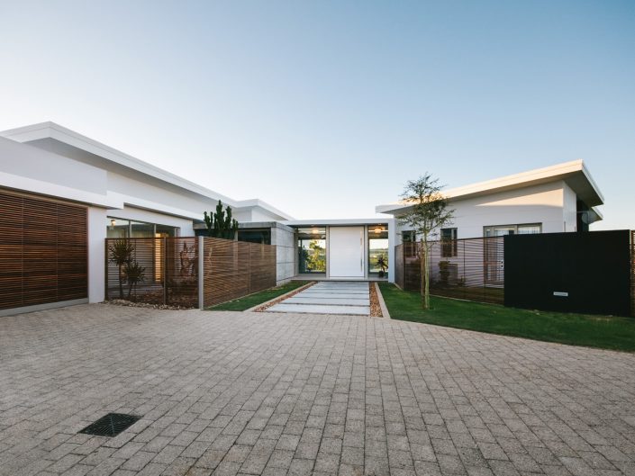 Valley House